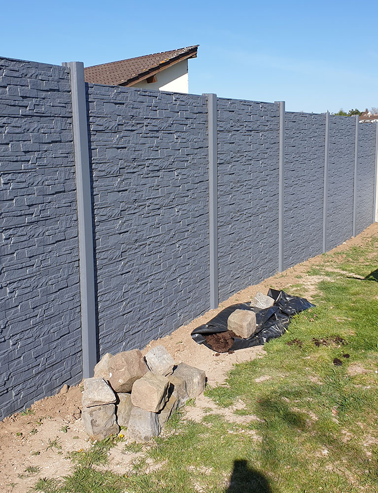 clôture en panneaux de ciment